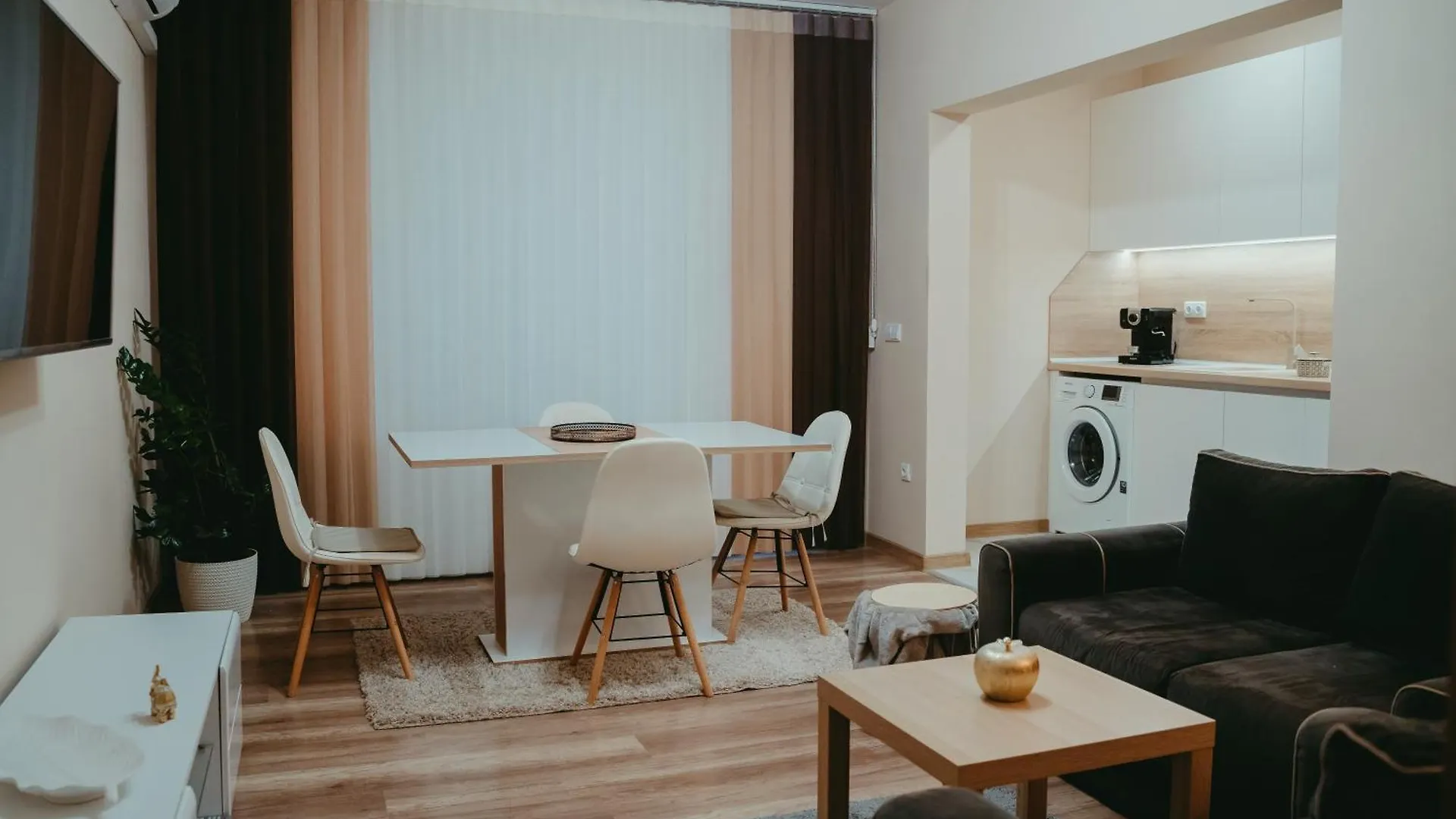 Varna City Apartment